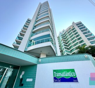 Apartamento em Balneário Piçarras, Centro - Edifício Transatlântico