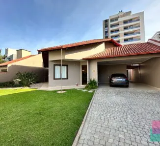 Casa em Joinville, Bom Retiro