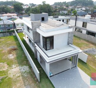 Casa em Condomínio em Joinville, Glória - Condomínio Vila Manacá